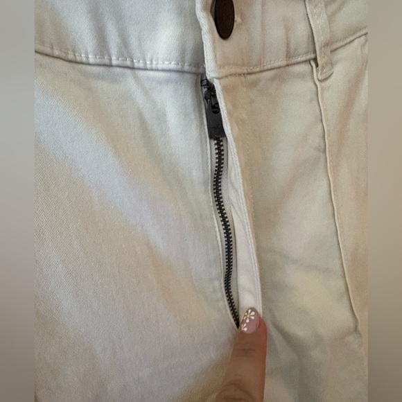 Hollister NWT cream ultra high rise wide leg pant size M stretch cropped - Picture 3 of 12